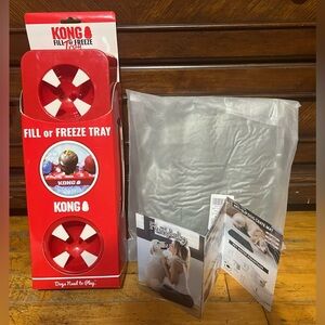 Furry Baby Dog Blanket (M) NWT’s & Kong Toy Fill Or Freeze Tray NWT’s Bundle